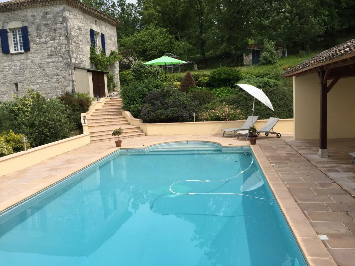 Bergerie Le Vieux Manoir Apartment Valeilles Exterior photo
